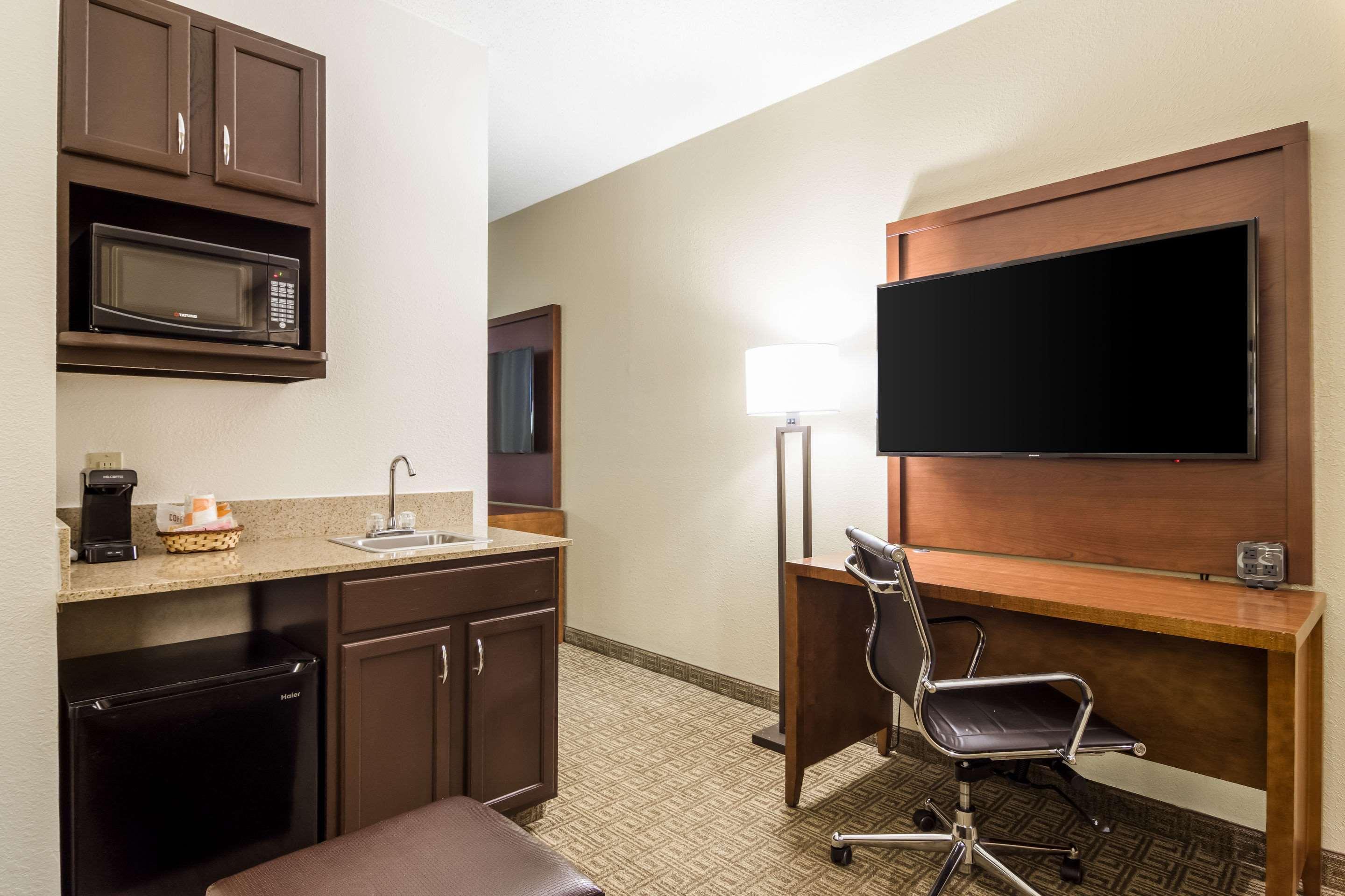 Comfort Suites Юфола Екстер'єр фото